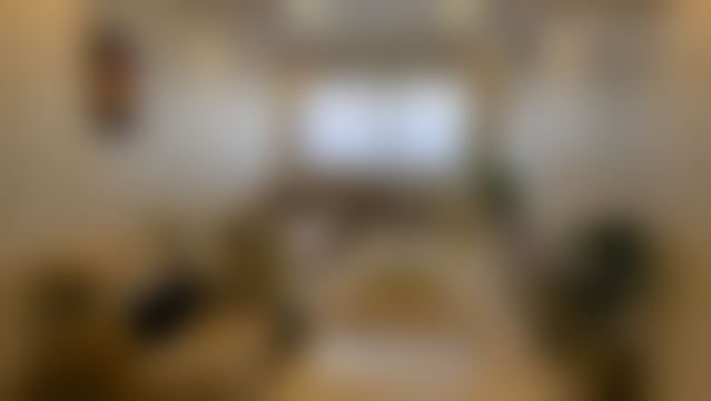 شقة مفروشة مع شرفة خاصة للكراء بحي فيرما بريتون في الدار البيضاء — الدار البيضاء