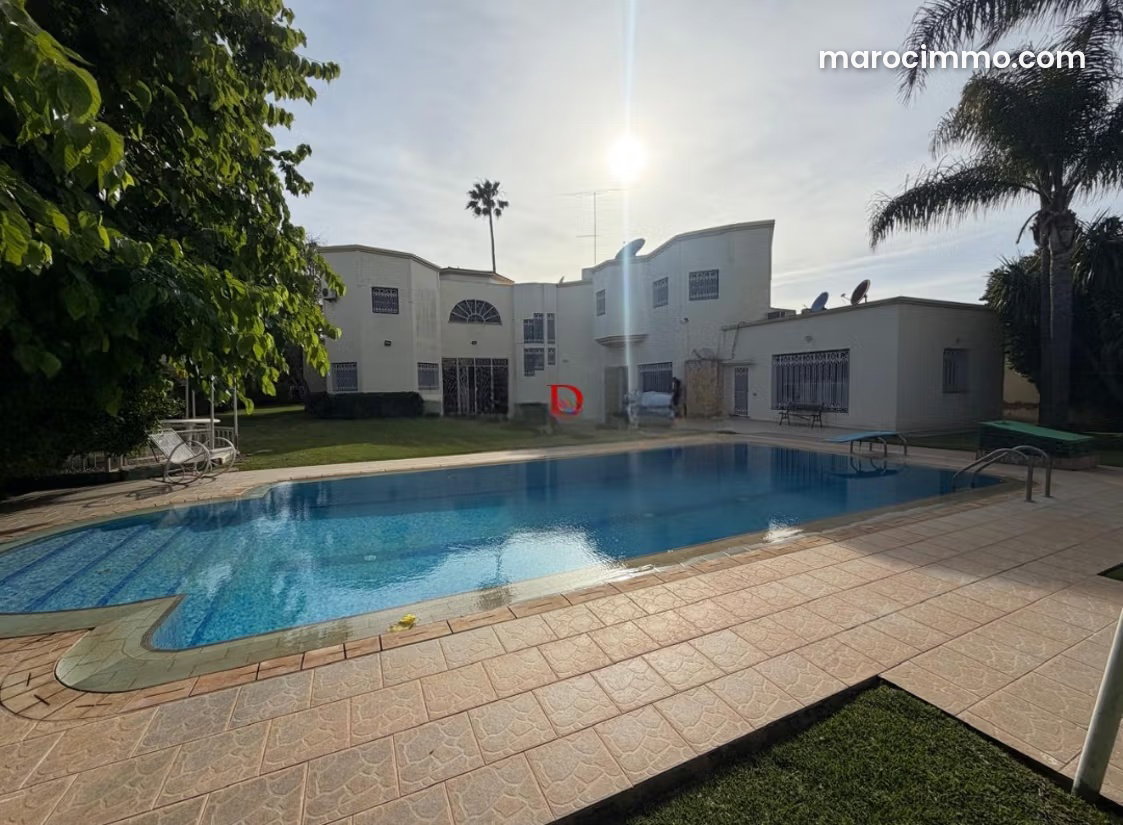 Exceptional Villa in Souissi, Rabat, with Swimming Pool — Rabat