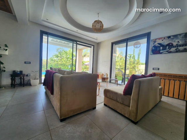 Villa d’Exception à Louer Vide – Dar Bouazza — 4