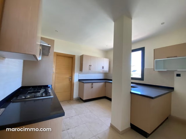 Duplex bouskoura ville verte — 2