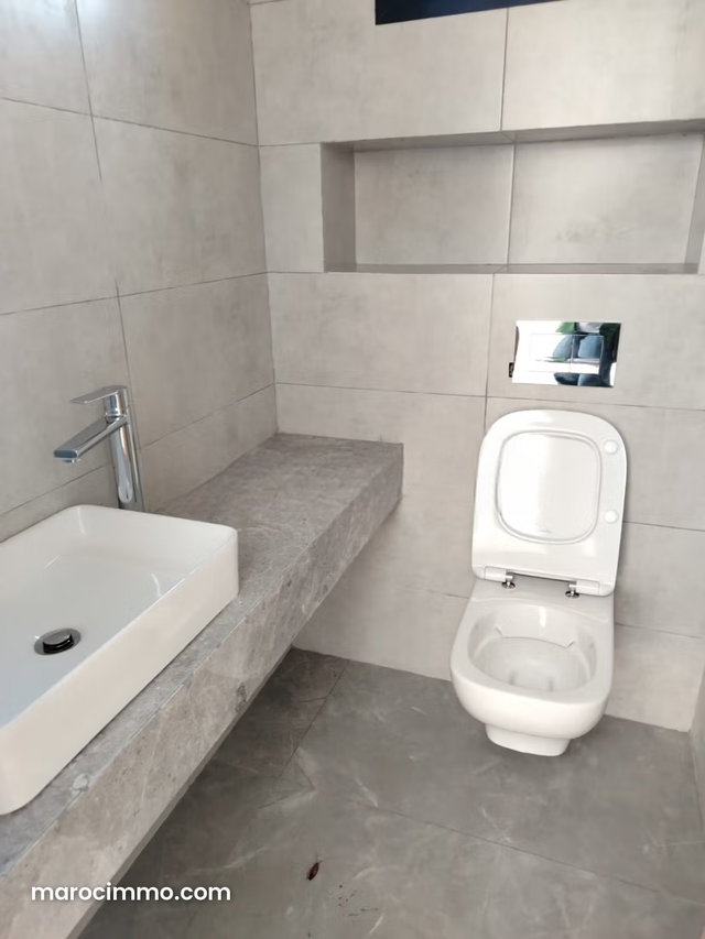 Location Étage villa usage bureau a ciel 55000dh — 5