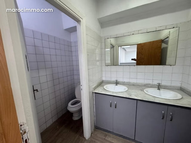 Bureau Professionnel à Abdelmoumen — 4