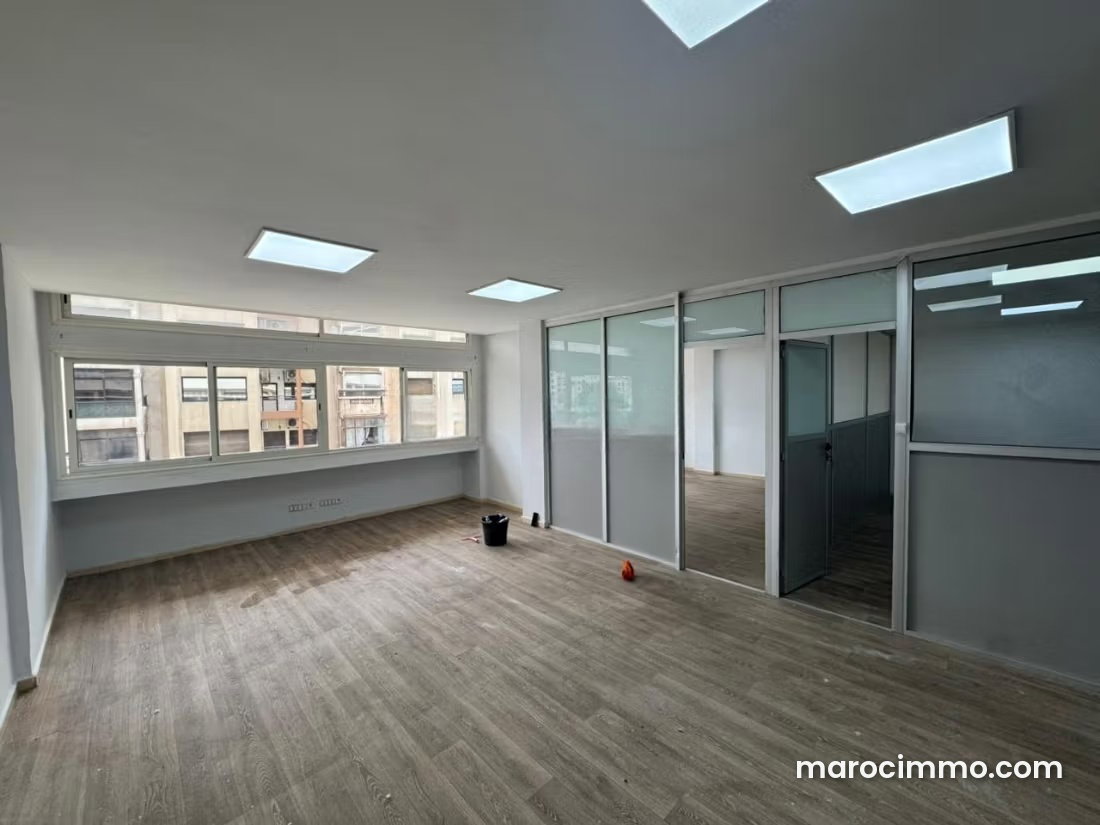 148 sqm office for rent in Casablanca Abdelmoumen — Casablanca
