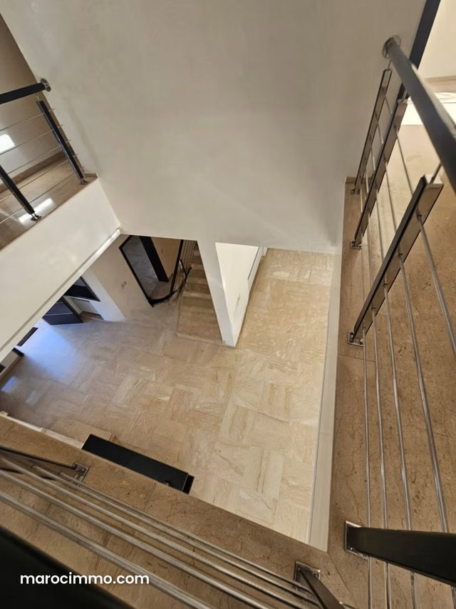 Villa a la location a ain Diab extension 35000dh — 4