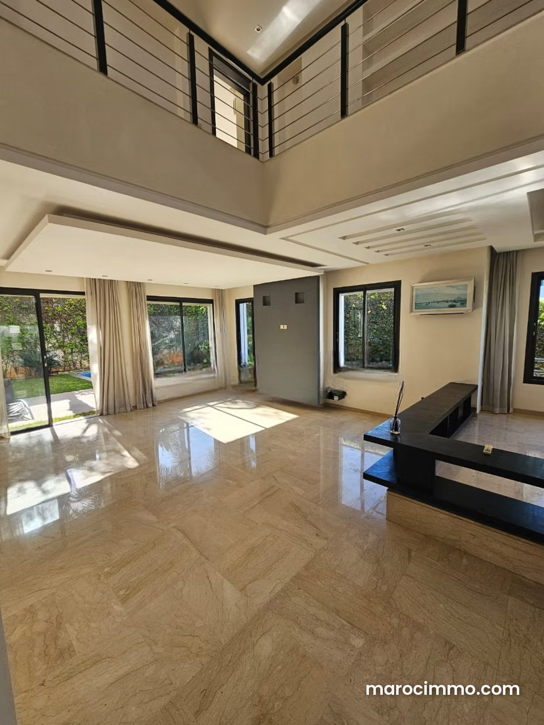 500 m² Villa with Swimming Pool for Rent, Ain Diab, Casablanca — Casablanca