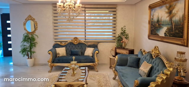 Beautiful villa with pool for sale — 4