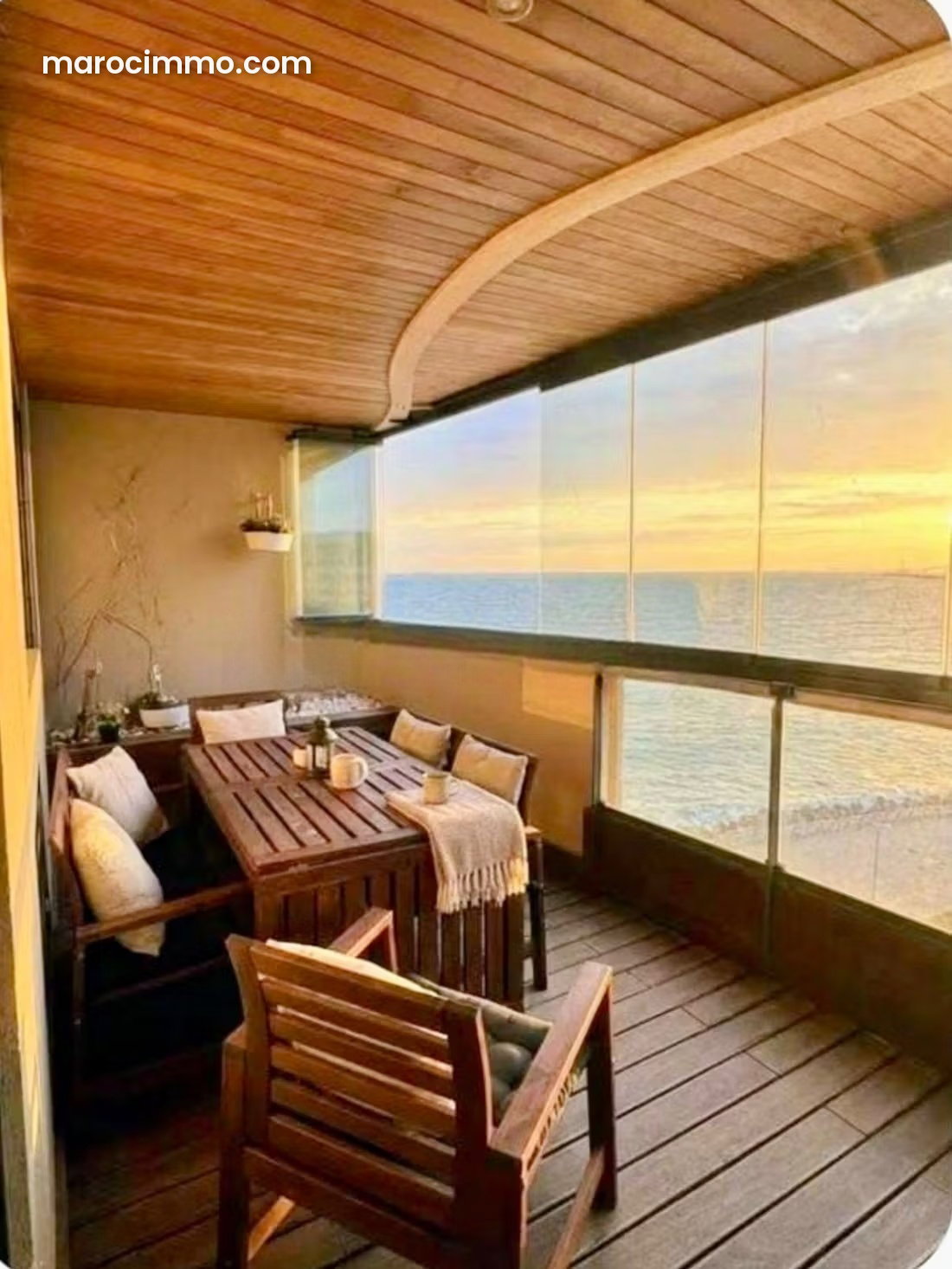 Furnished Apartment Facing the Ocean, Marina, Casablanca — Casablanca