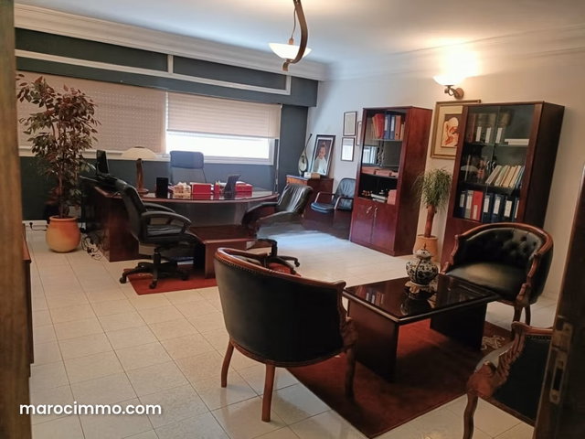 Appartement Bureaux à vendre à boulevard yacoub el mansour Surface totale 123 — 4