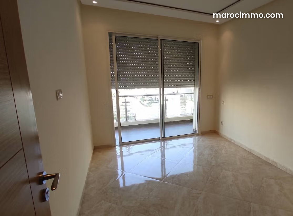 3-Bedroom Apartment with Terrace, Hay Massira, Agadir — Agadir