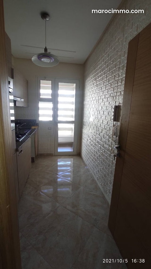 Superbe appartement à vendre à Hay Massira. 1 Pièce. Jardin et ascenseur — 5