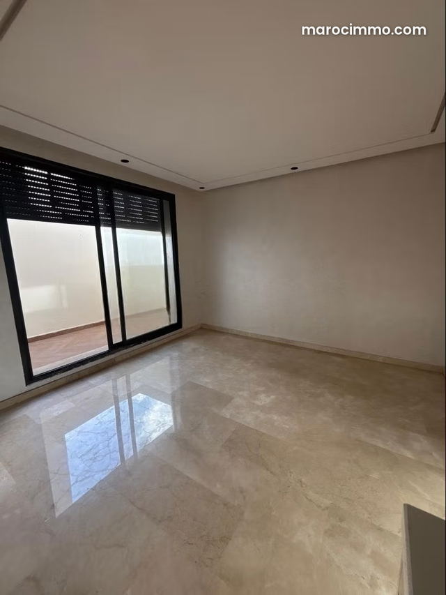Appartement à vendre à Belvédère. Superficie 44 m². Antenne parabolique et sécurité — Casablanca