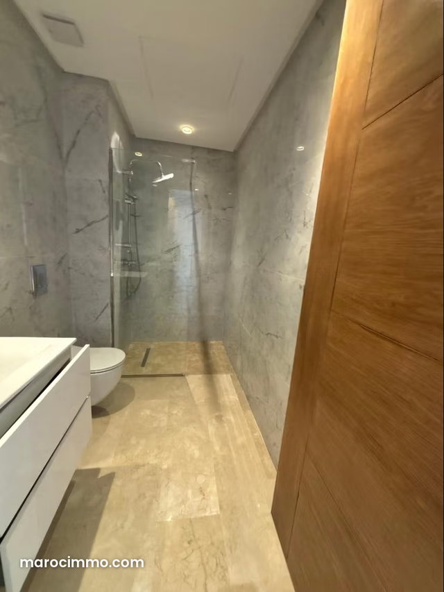 Apartment for sale in Belvédère. 44 m² surface. Satellite dish and security — 3