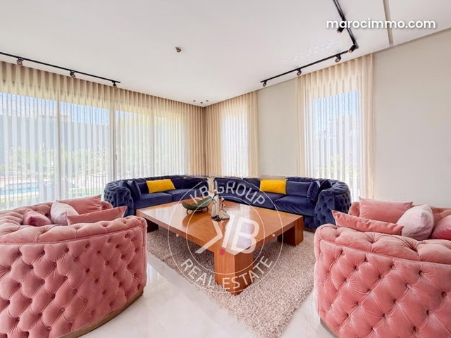 Splendide villa à vendre à Souissi. 6 pièces — 4