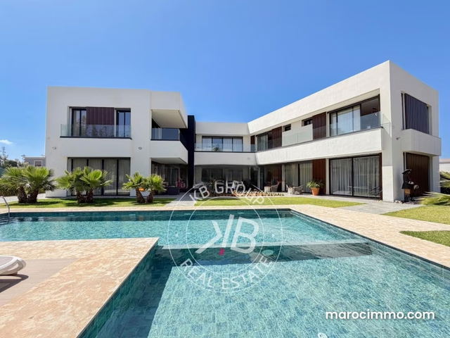 Splendide villa à vendre à Souissi. 6 pièces — Rabat