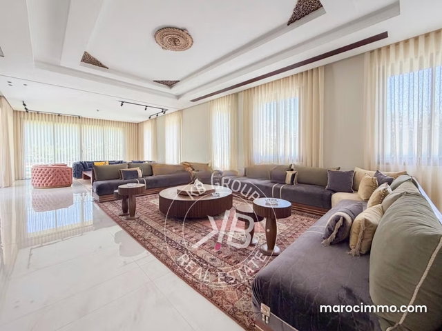 Splendide villa à vendre à Souissi. 6 pièces — 5
