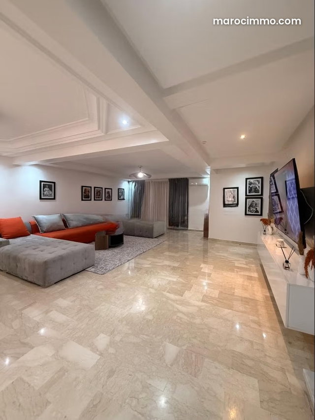 Superbe appartement à louer à Guéliz. 2 chambres agréables. Meublé — 2