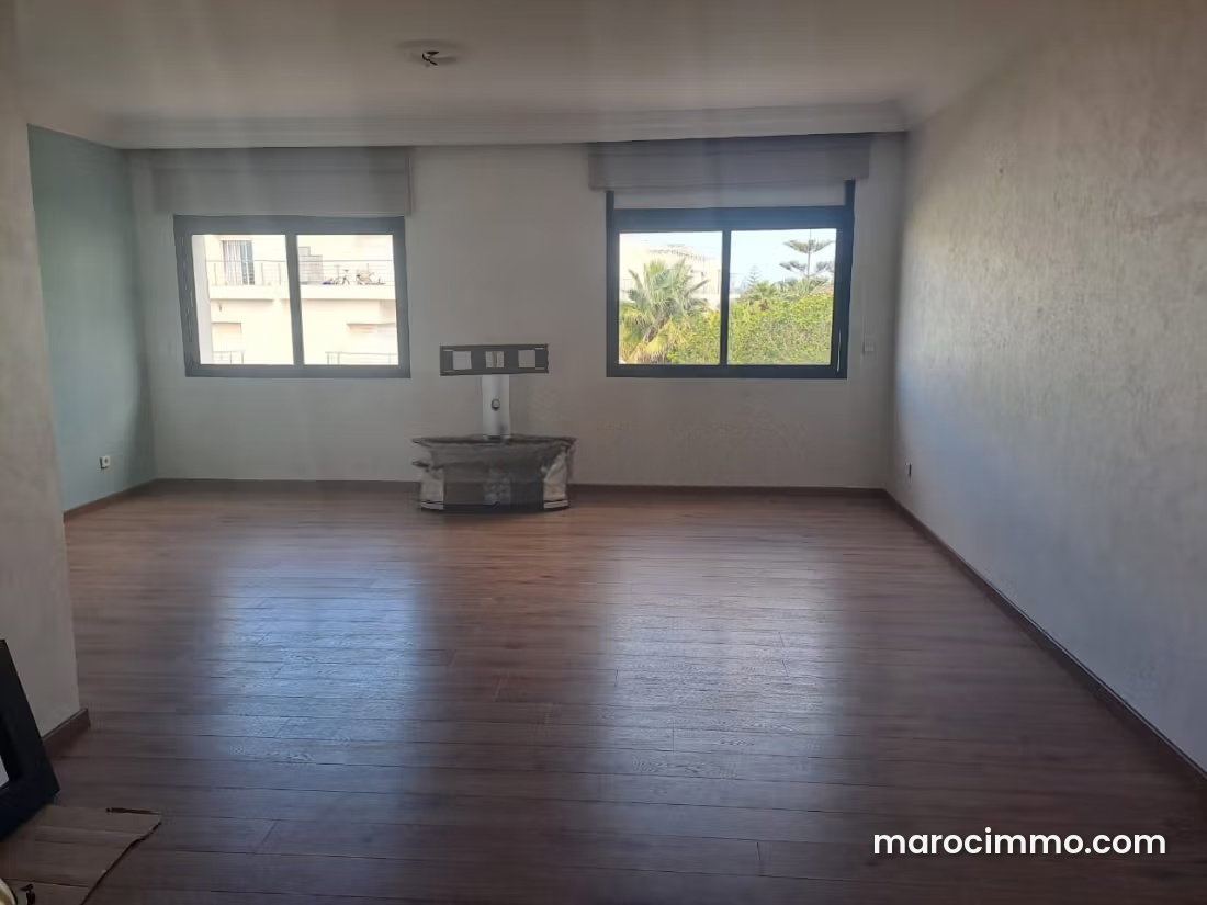 Appartement avec terrasse et jardin à louer à Aïn Diab Casablanca — Casablanca