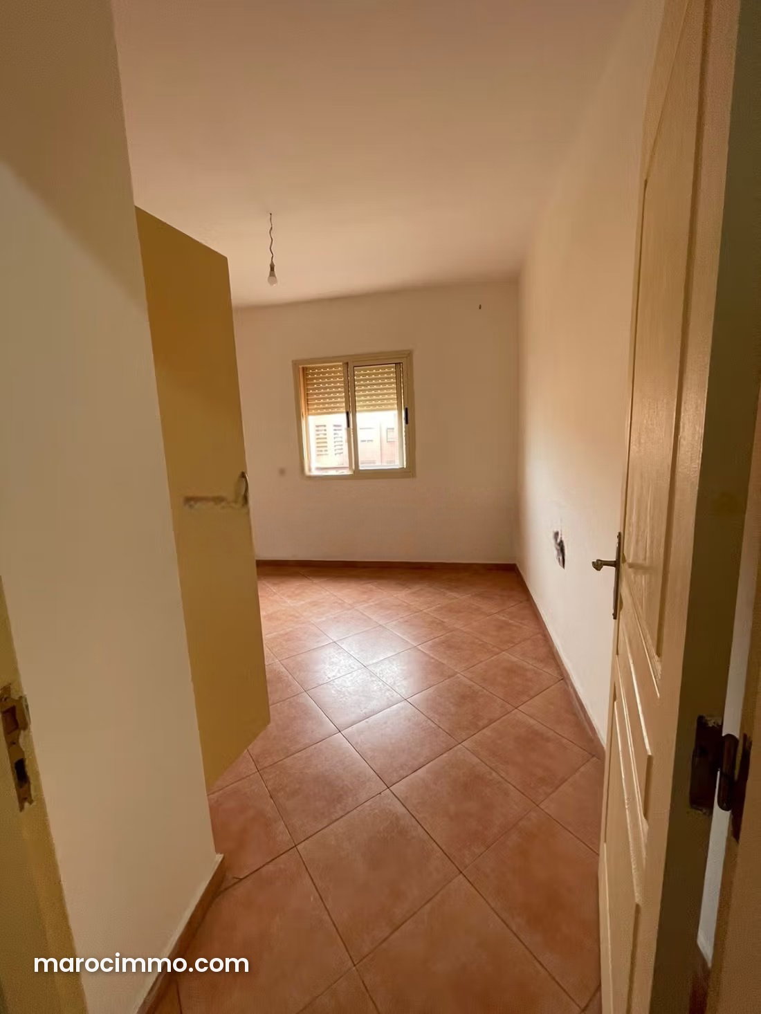 Sunny 5-Room Apartment for Sale on Agadir Road, Marrakech — Marrakesh