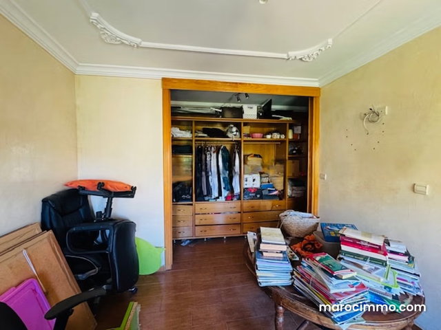 Splendide villa à vendre à Habbous. Superficie 316 m². Places de stationnement et jardin — 5