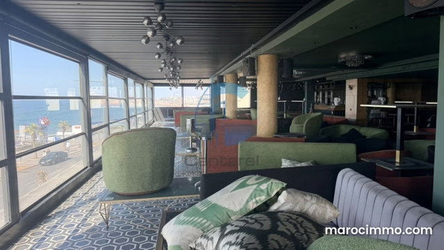Local commercial à louer – Restaurant avec vue mer — 5