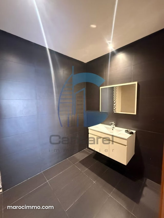Vente ou location appartement maarif — 5