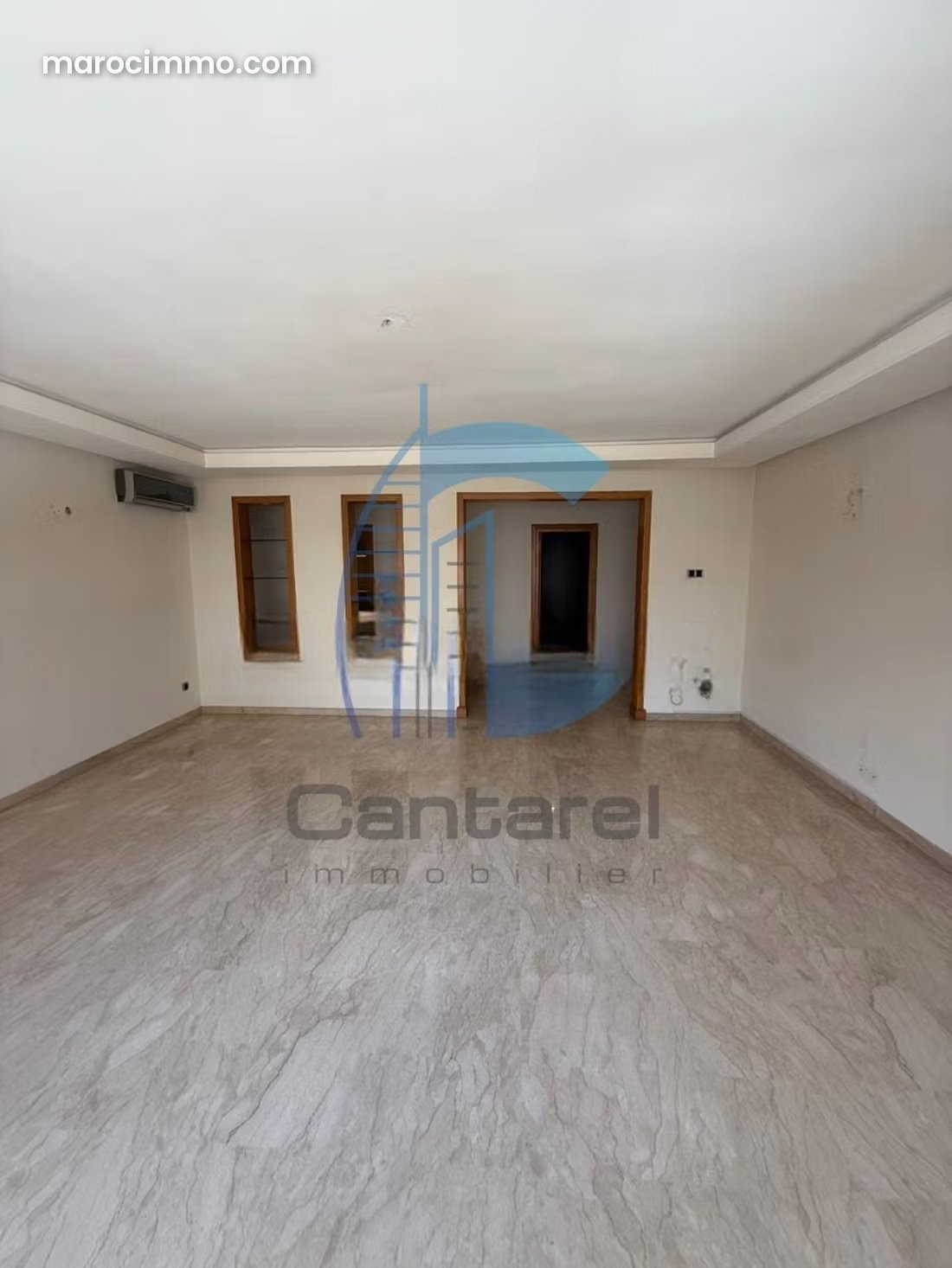 Appartement avec jardin et garage à Maârif Extension Casablanca — Casablanca
