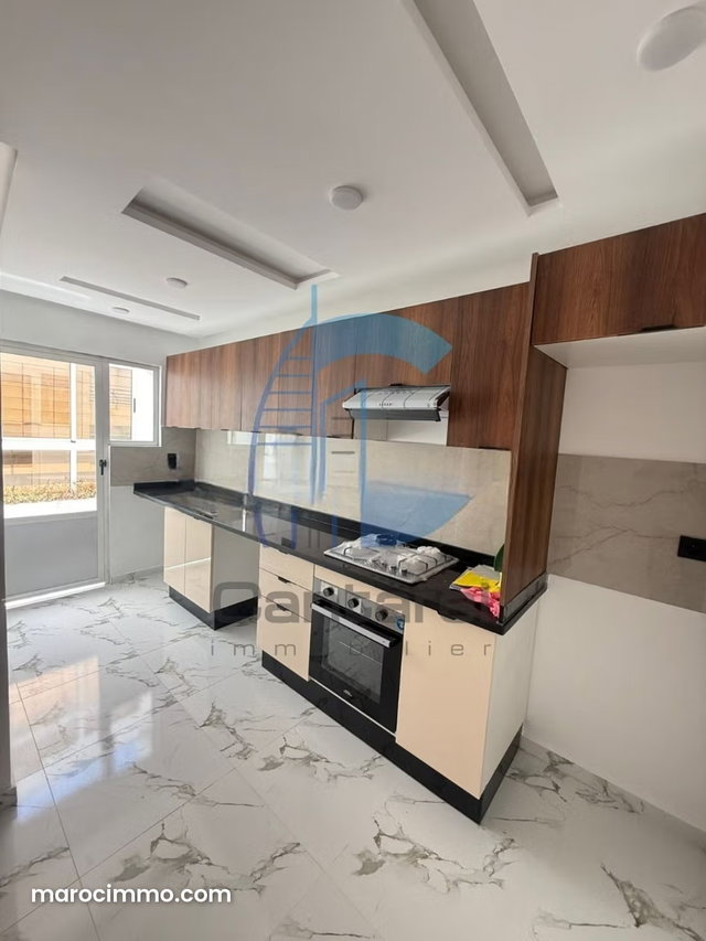 Location élégant appartement 2mars — 2