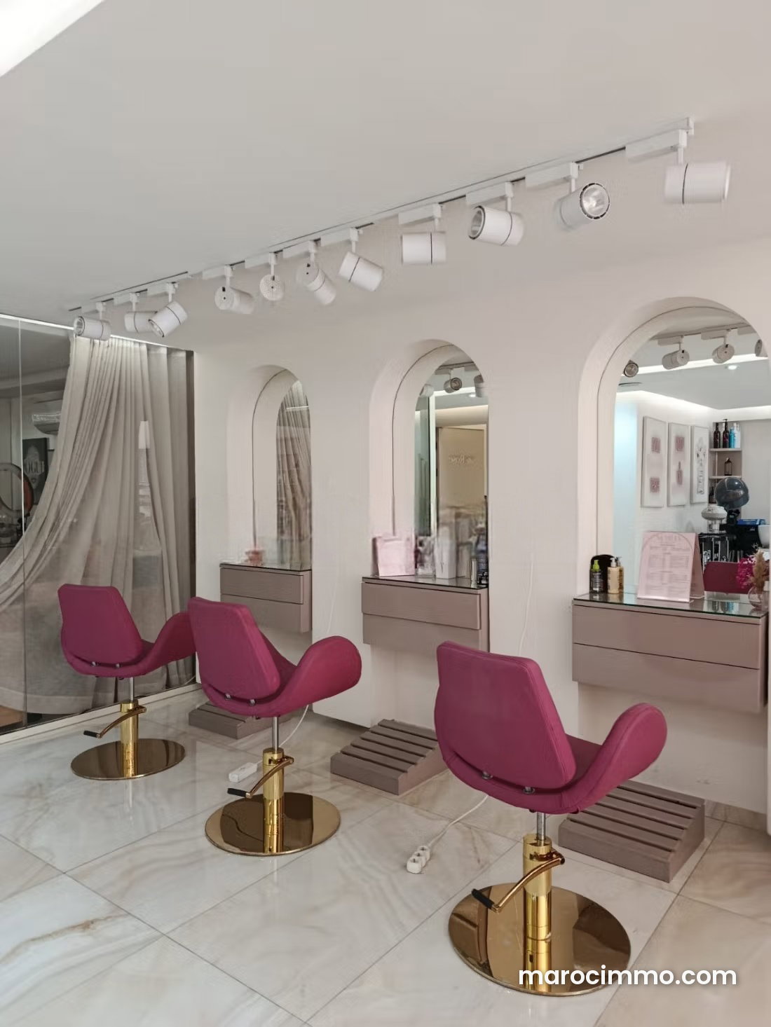 Fully Equipped 197 sqm Beauty Salon, Palmier, Casablanca — Casablanca