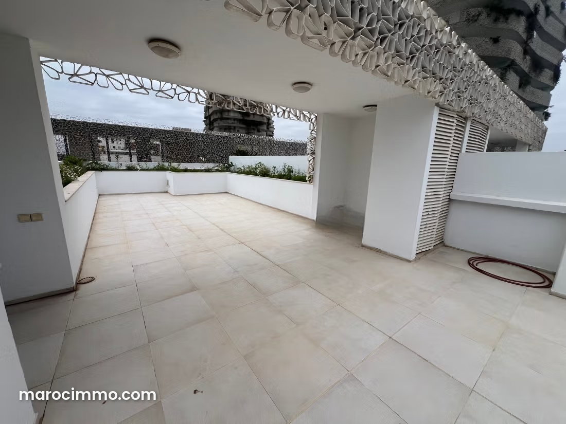 Furnished 180 m² Apartment, Casablanca Finance City, with Terrace — Casablanca