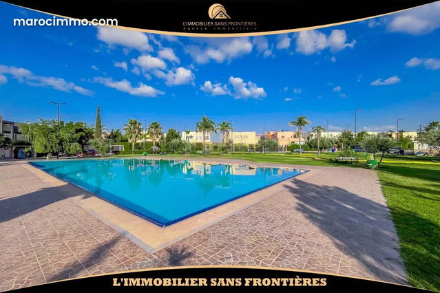 Villa meublée à louer à Targa avec jardin et piscine — Marrakech