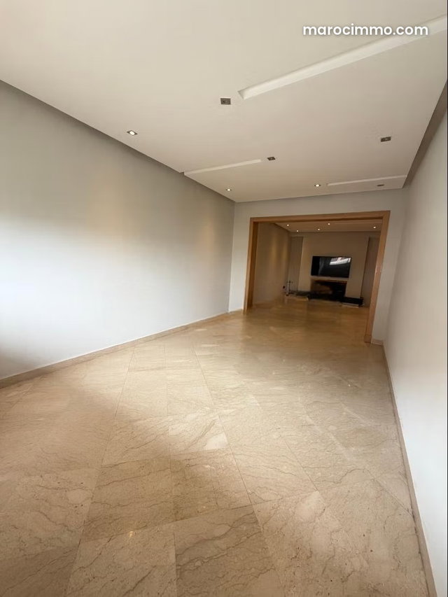 Apartment for rent in Ferme Bretonne Hay Arraha. 3 beautiful bedrooms. Parking and terrace — 2