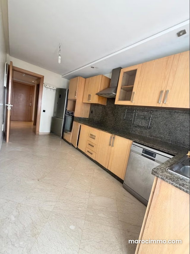 Apartment for rent in Ferme Bretonne Hay Arraha. 3 beautiful bedrooms. Parking and terrace — 3