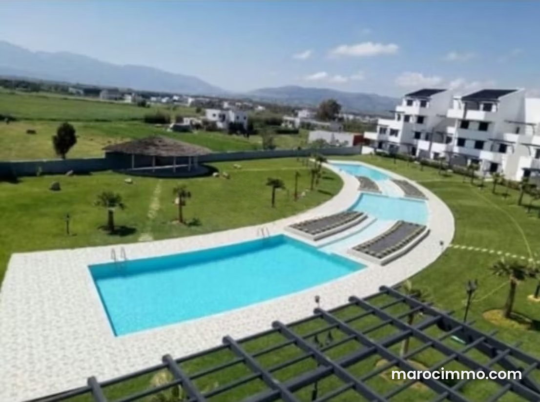 Appartement meublé 62 m² avec piscine et vue montagne, Cabo Negro — Cabo Negro