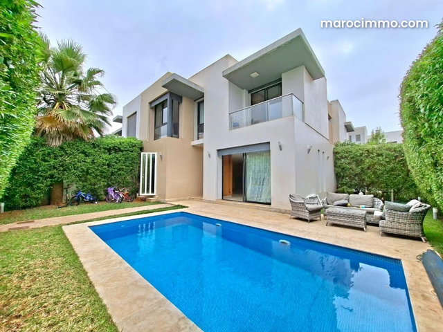 Villa duplex avec piscine en résidence fermée — 3