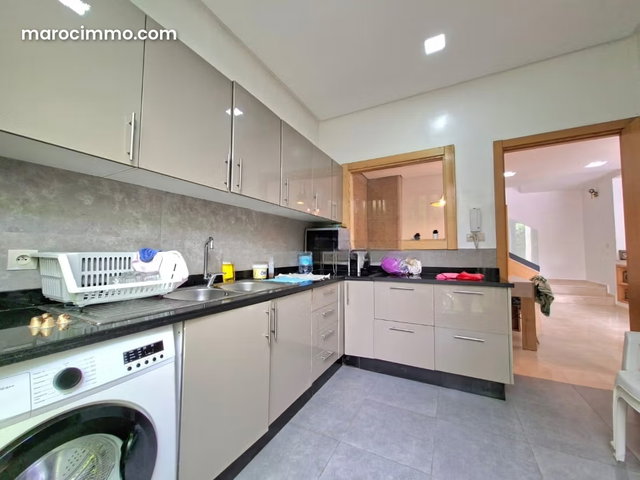 Villa duplex avec piscine en résidence fermée — 5