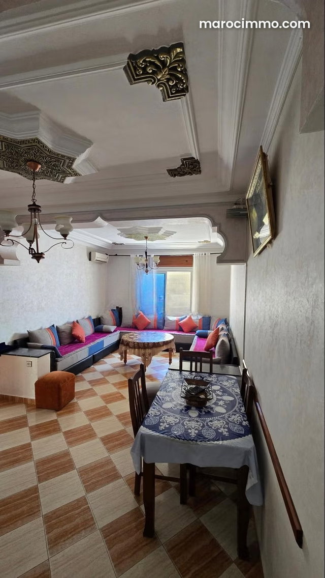 Bel appartement en location à M'Diq. Surface totale 75 m². Meublé — 3