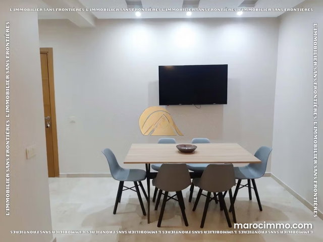 Appartement meublé 72 m² à louer à Hivernage, Marrakech — piscine collective intérieure — 2