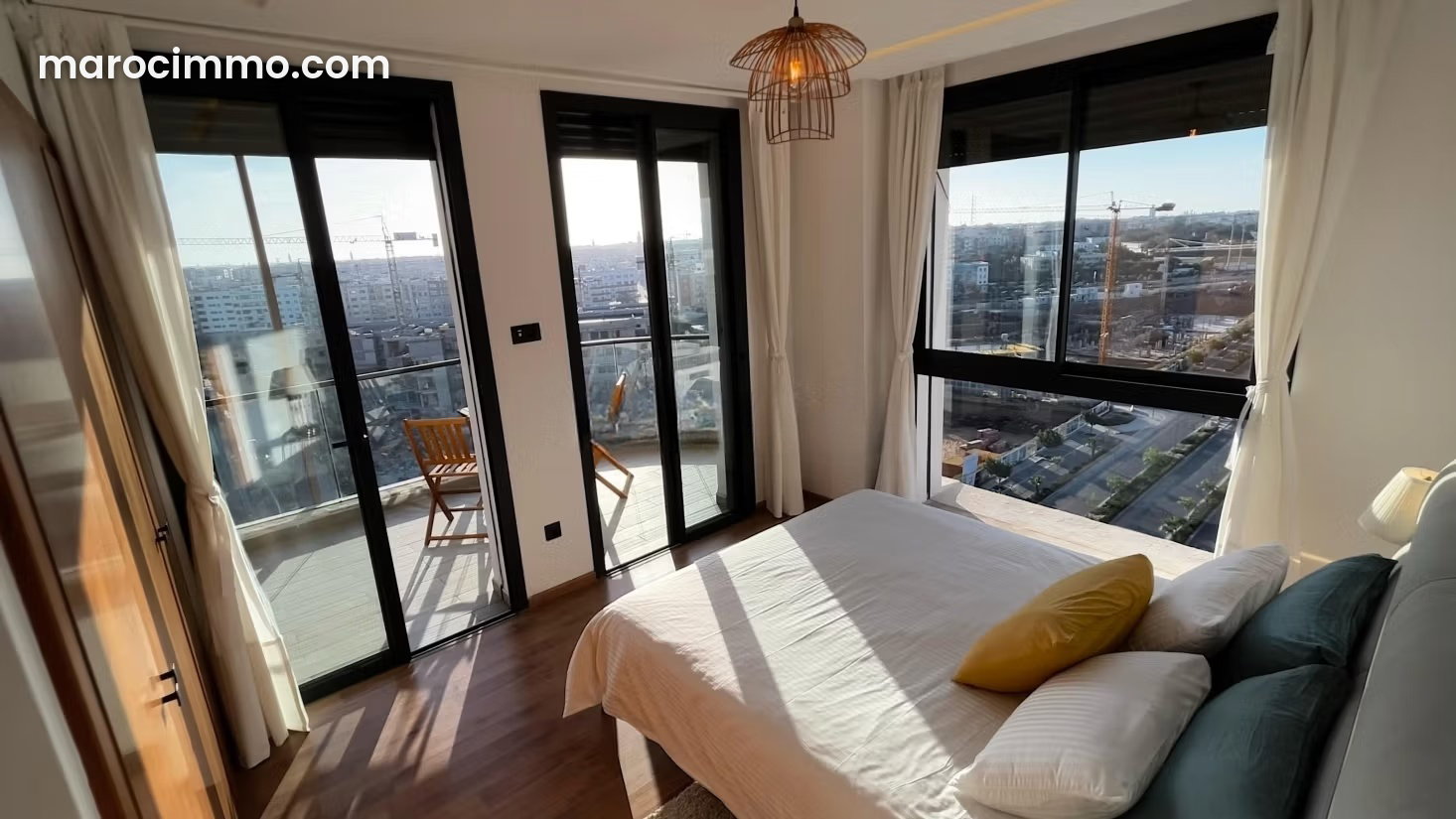 Furnished Studio with Terrace, Casablanca Finance City — Casablanca