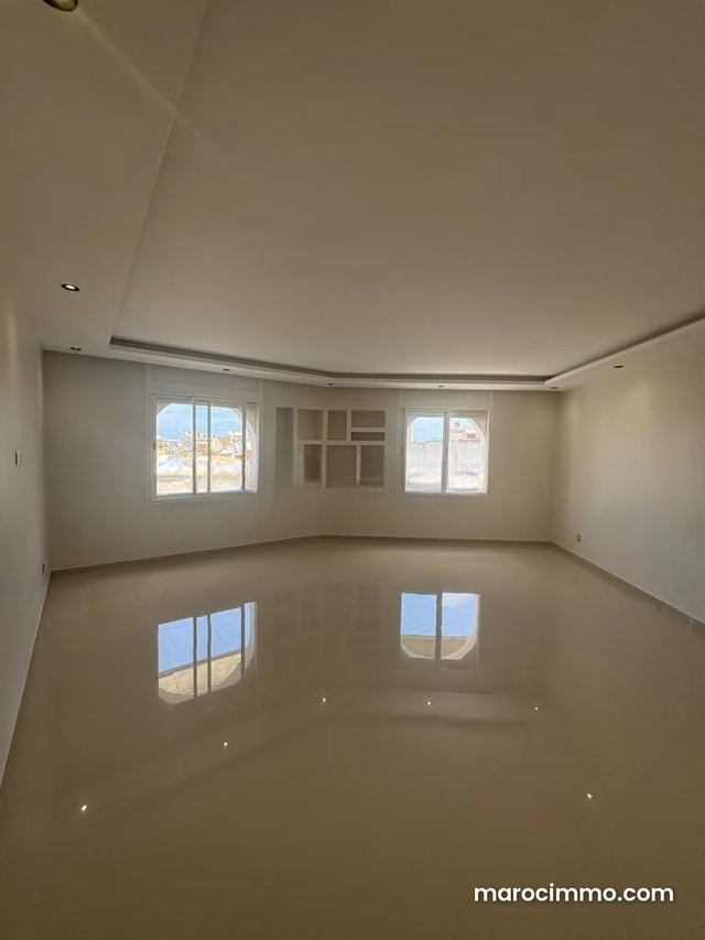 Bel appartement en location à Bourgogne Ouest, proche clinique Badr — 2