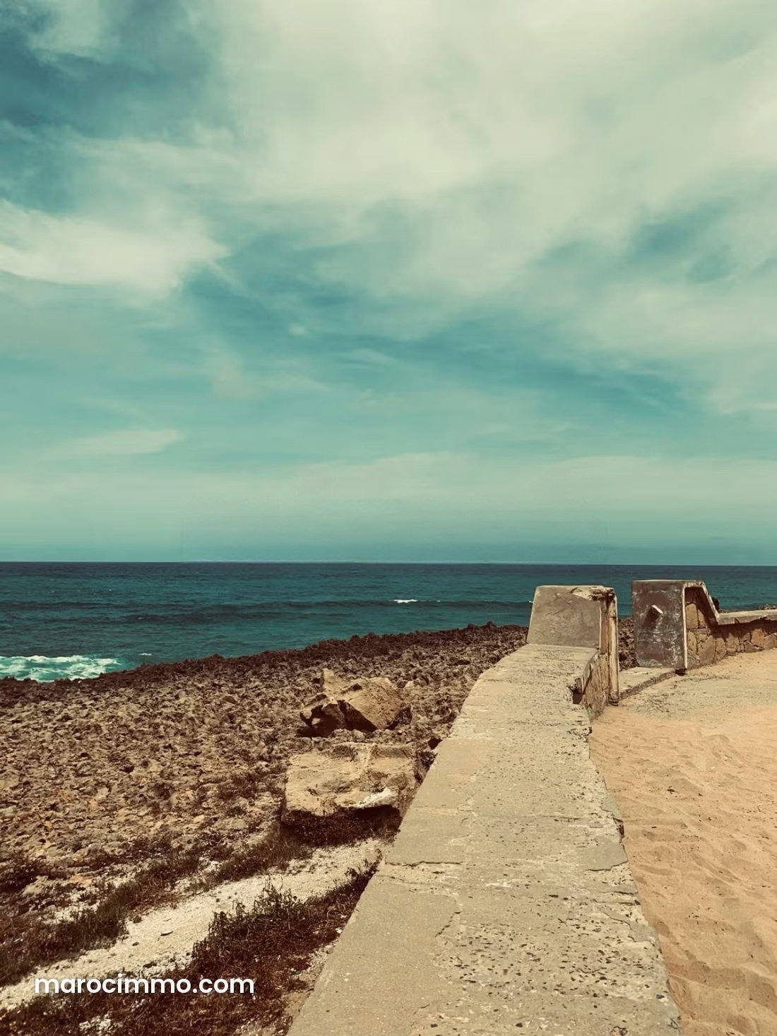 360 m² Villa with Swimming Pool and Sea View, Harhoura, Temara — Temara