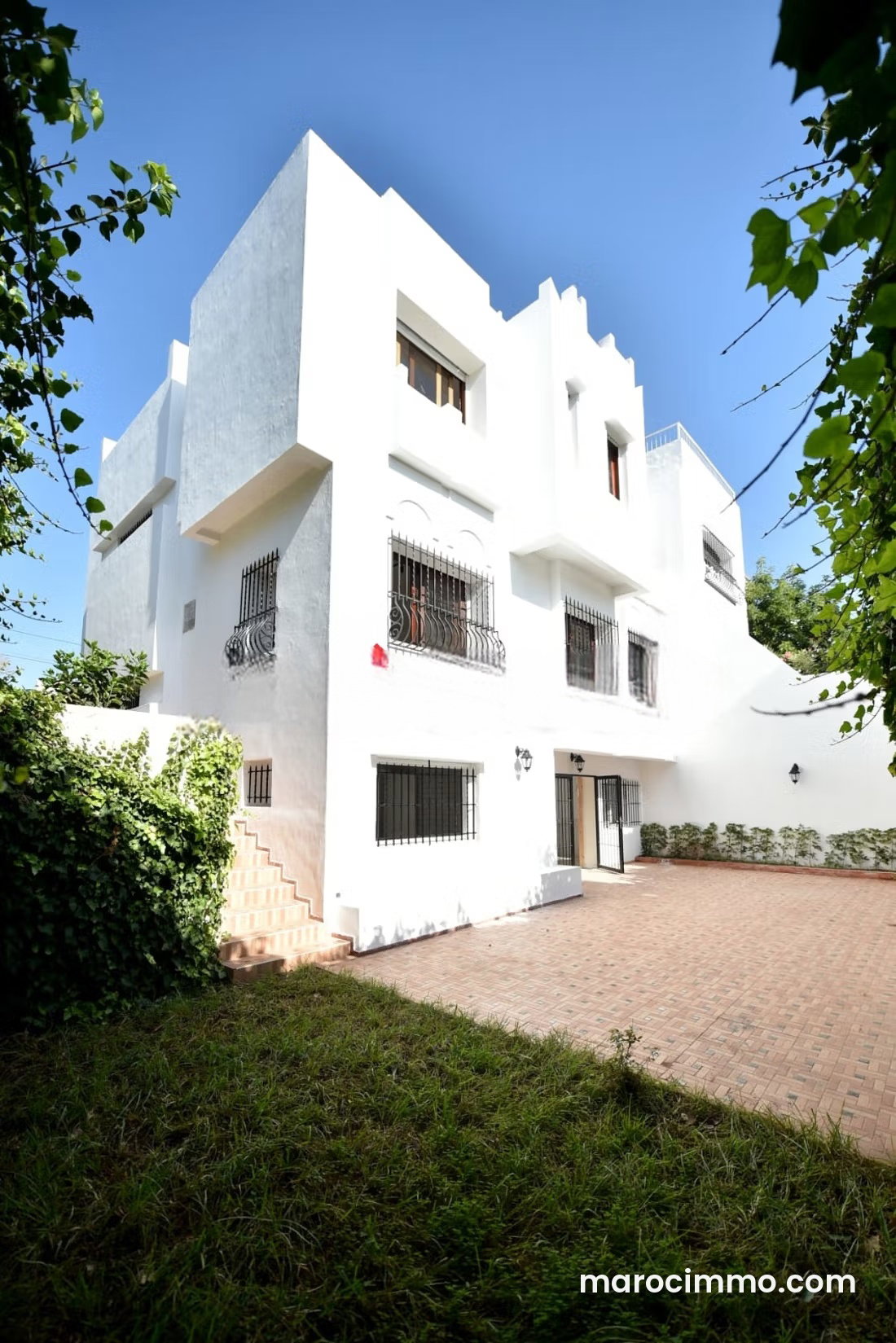 5-Bedroom Villa for Rent in Aïn Diab, Casablanca, Near the Sea — Casablanca