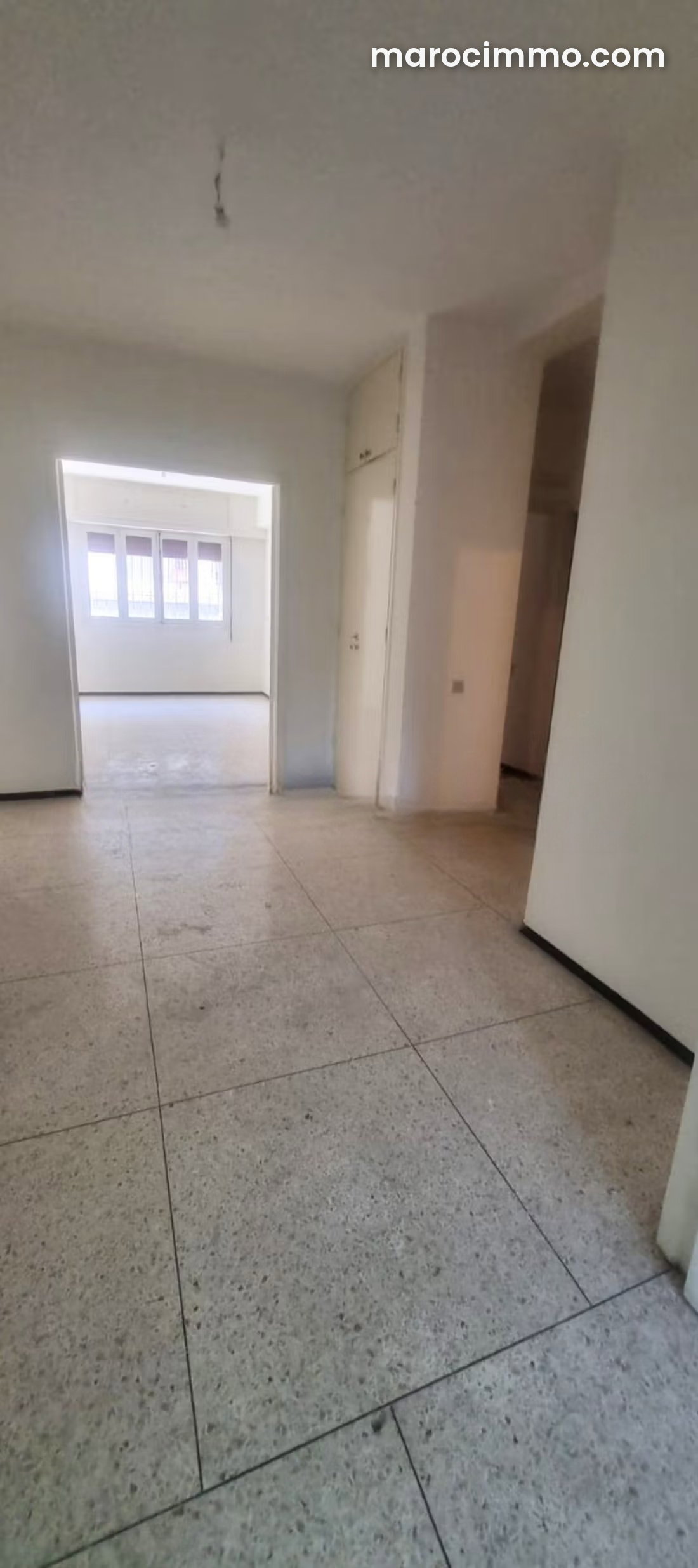120 m² Office for Rent, Agdal, Rabat, with Parking and Elevator — Rabat