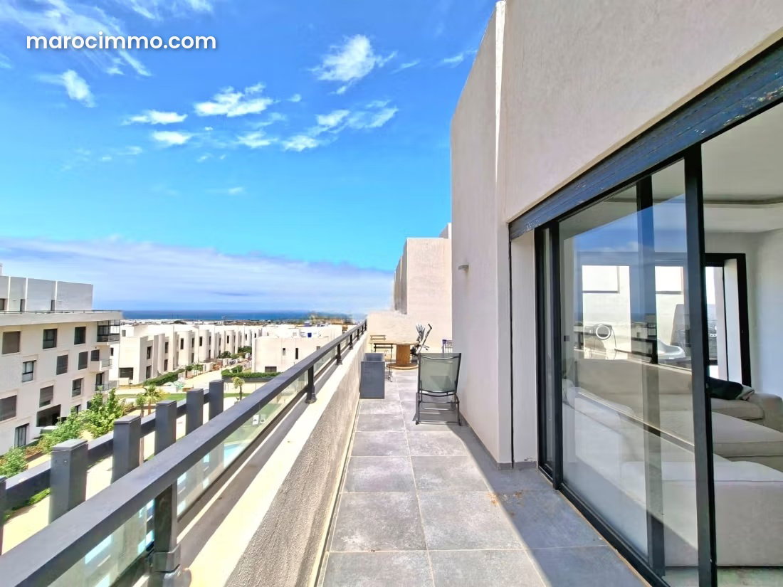 Furnished 4-bedroom apartment with garden and sea views in Aïn Diab — Casablanca