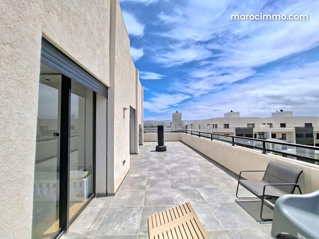 Grand Appartement 4 Chambres à Louer — 2