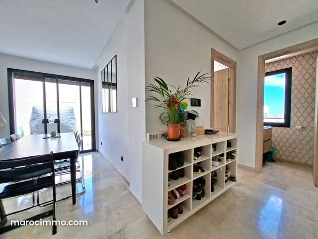 Grand Appartement 4 Chambres à Louer — 4