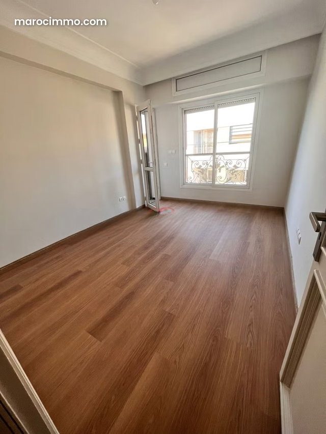 Location Appartement à racine — 2