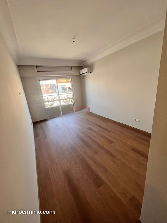 Location Appartement à racine — 3
