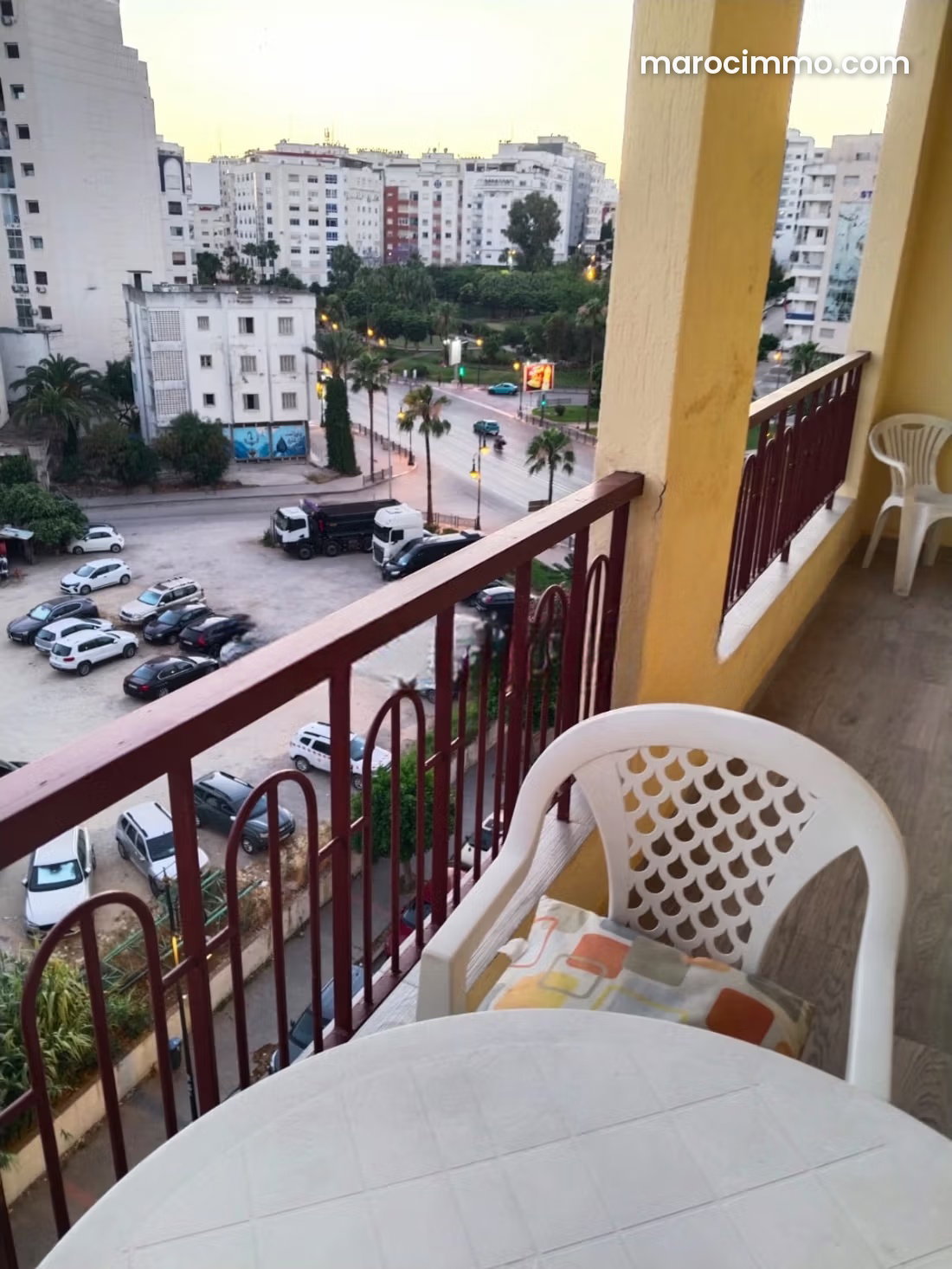 شقة مفروشة بترّاس للكراء بحي الإداري في طنجة — طنجة