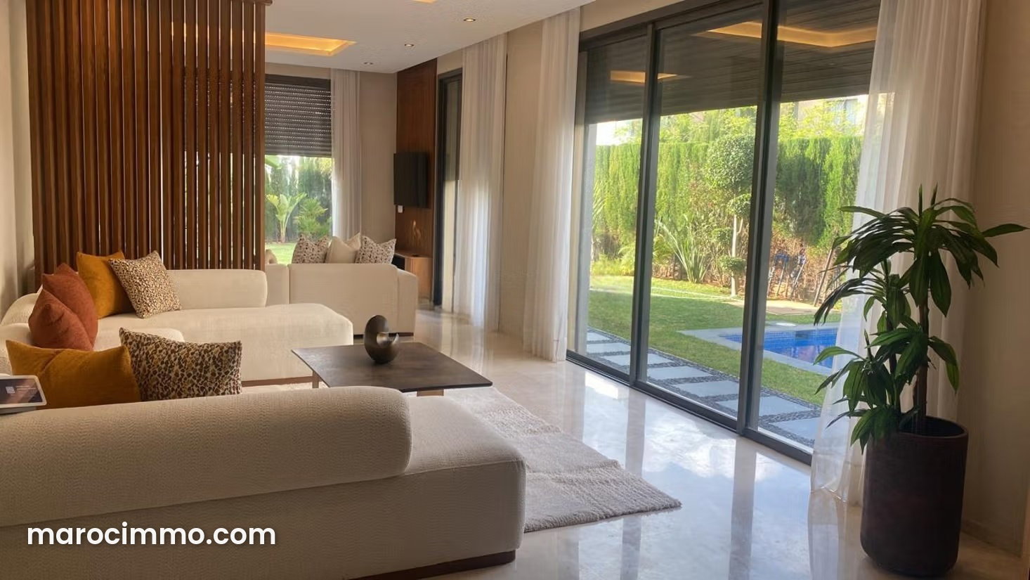 Furnished villa with pool and garden, Dar Bouazza, 280 sqm — Dar Bouazza