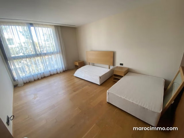 A louer appartement de 230 m² l’Orangeraie — 4